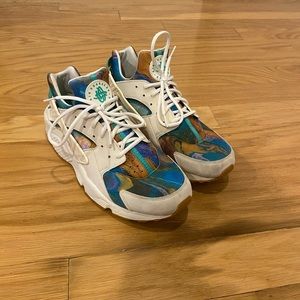 Retro Nike Huaraches - Size 12
